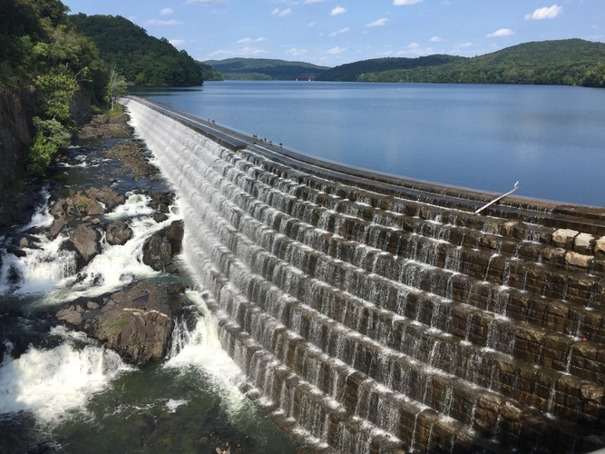 Kensico Dam Plaza Loop