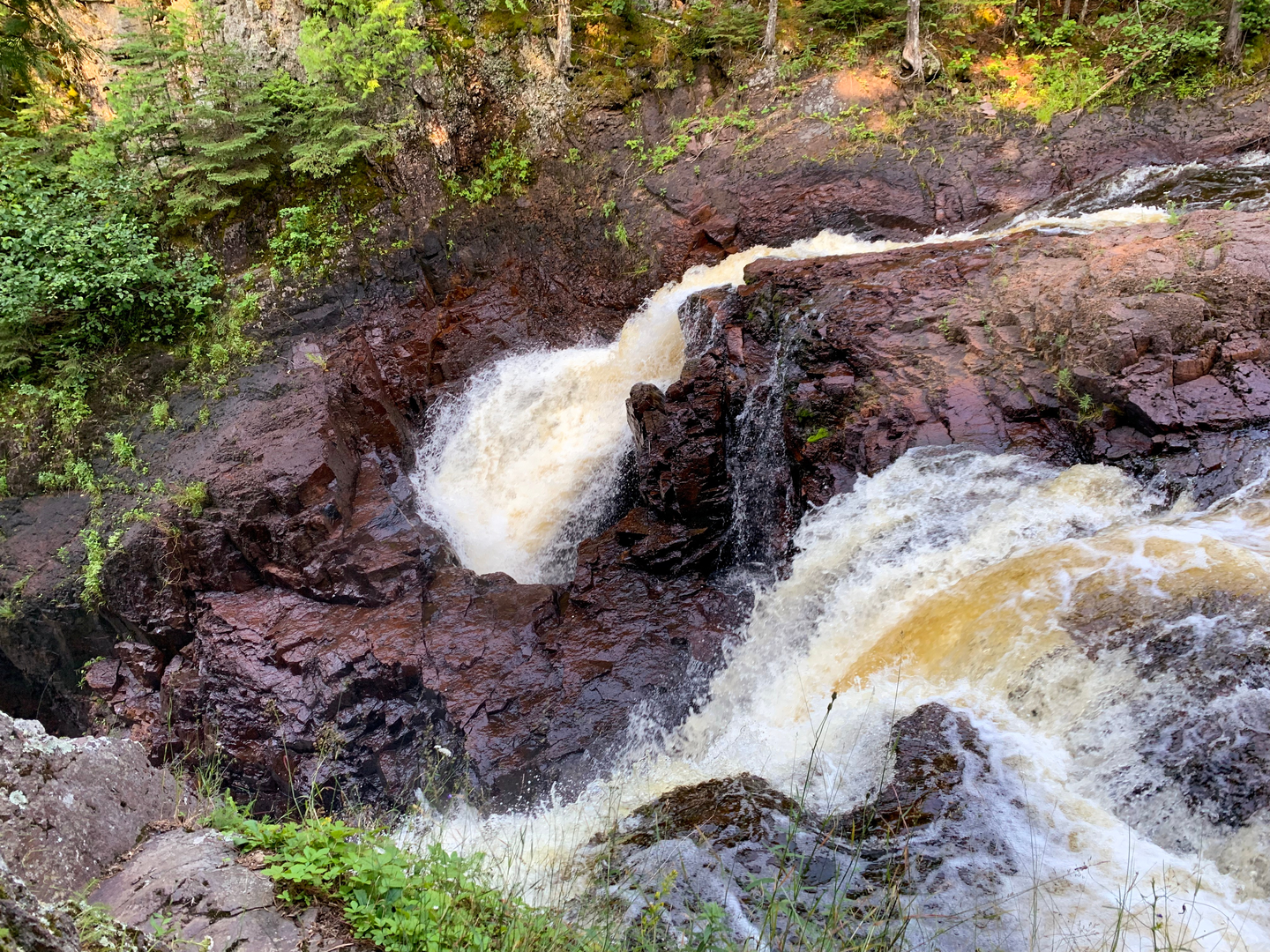 An image depicting the trail Donut Hole Trail and its surrounding area.