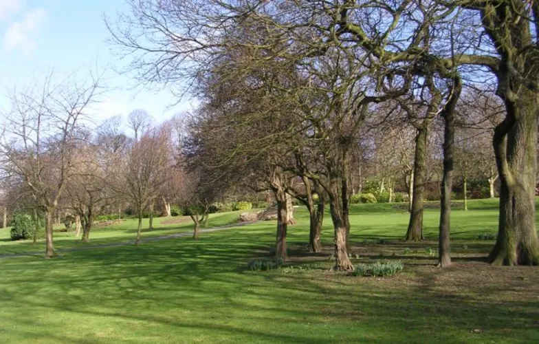 Royds Park and Spen Bottoms via Spen Valley Greenway