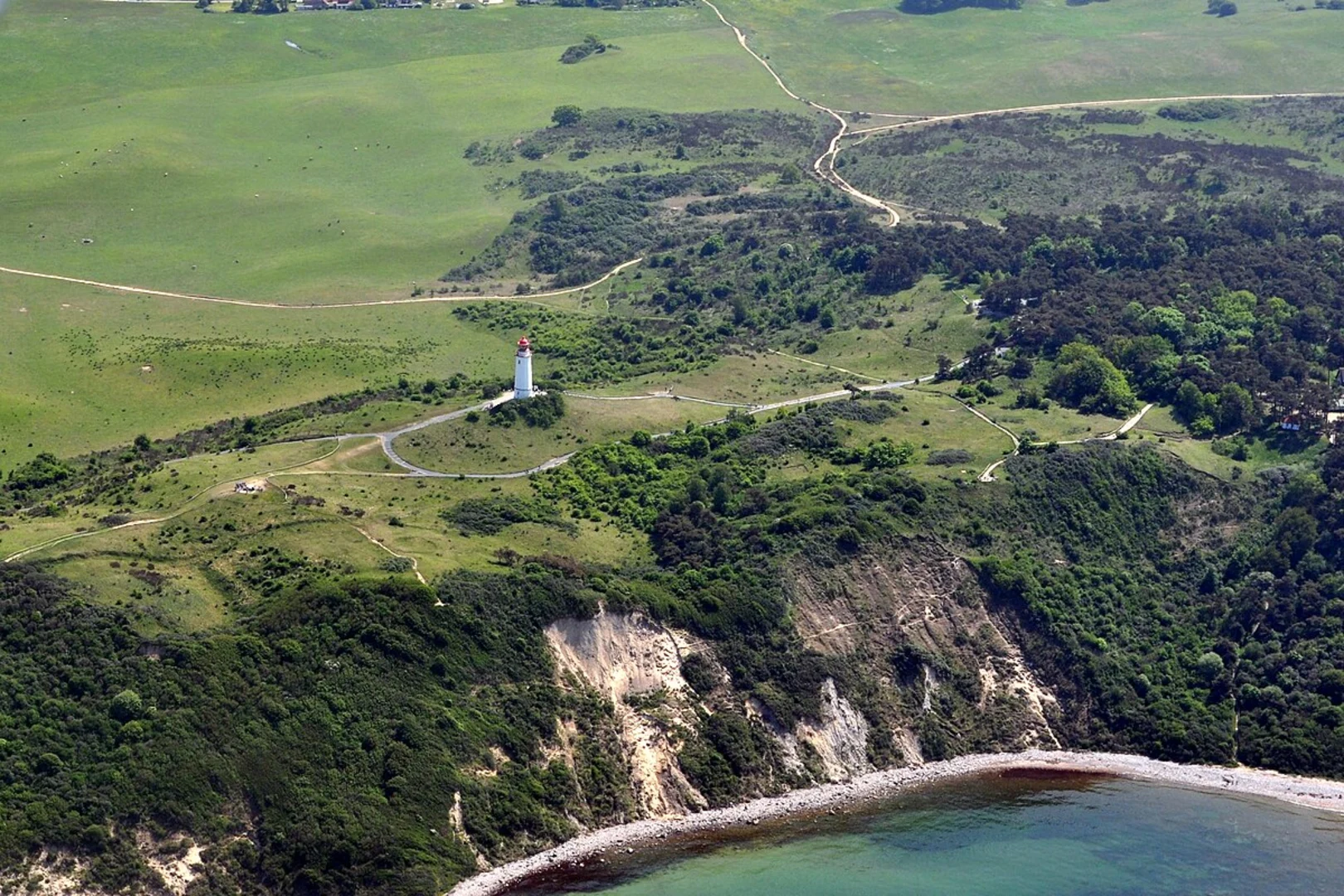 An image depicting the trail Bakenberg and Halbinsel Devin Loop and its surrounding area.