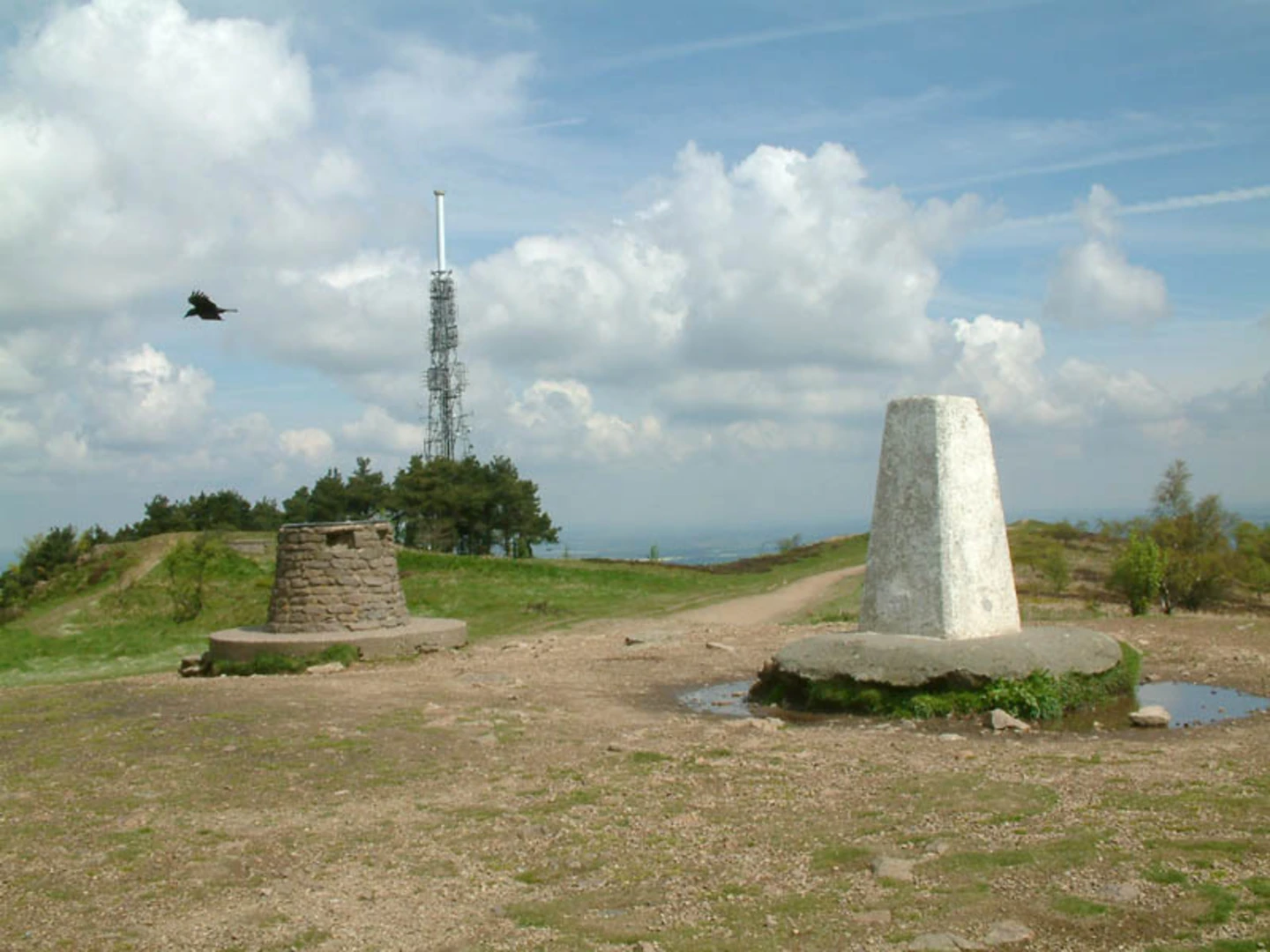 An image depicting the trail Wrekin Hill Fort and The Wrekin Loop and its surrounding area.