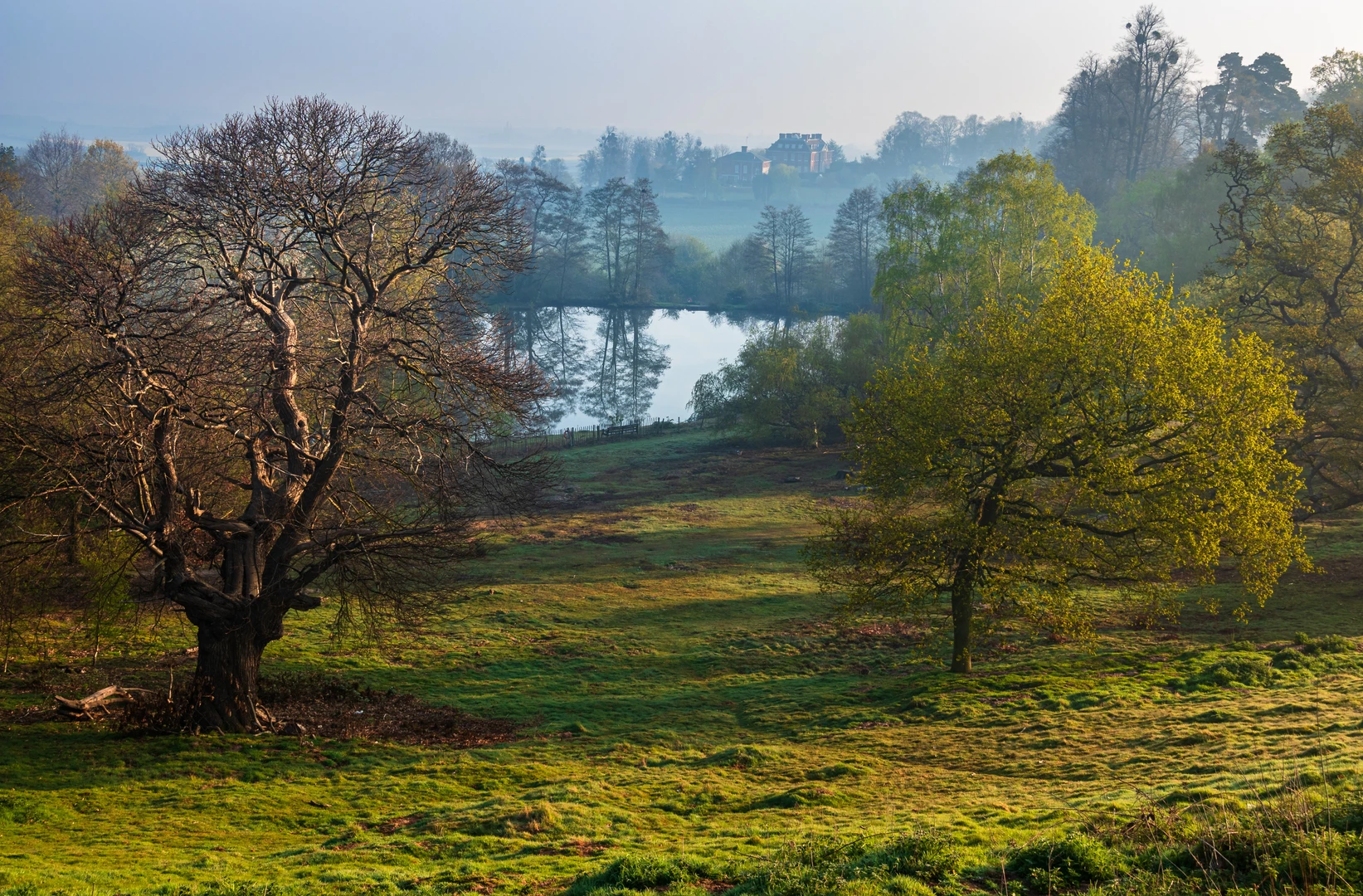 An image depicting the trail Marston Moretaine, Jackdaw Hill, Ampthill Park and Stewartby Lake Loop and its surrounding area.