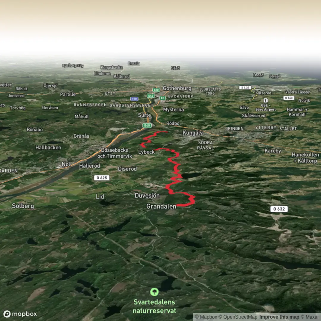 An image depicting the trail Bohusleden stage 21 and its surrounding area.
