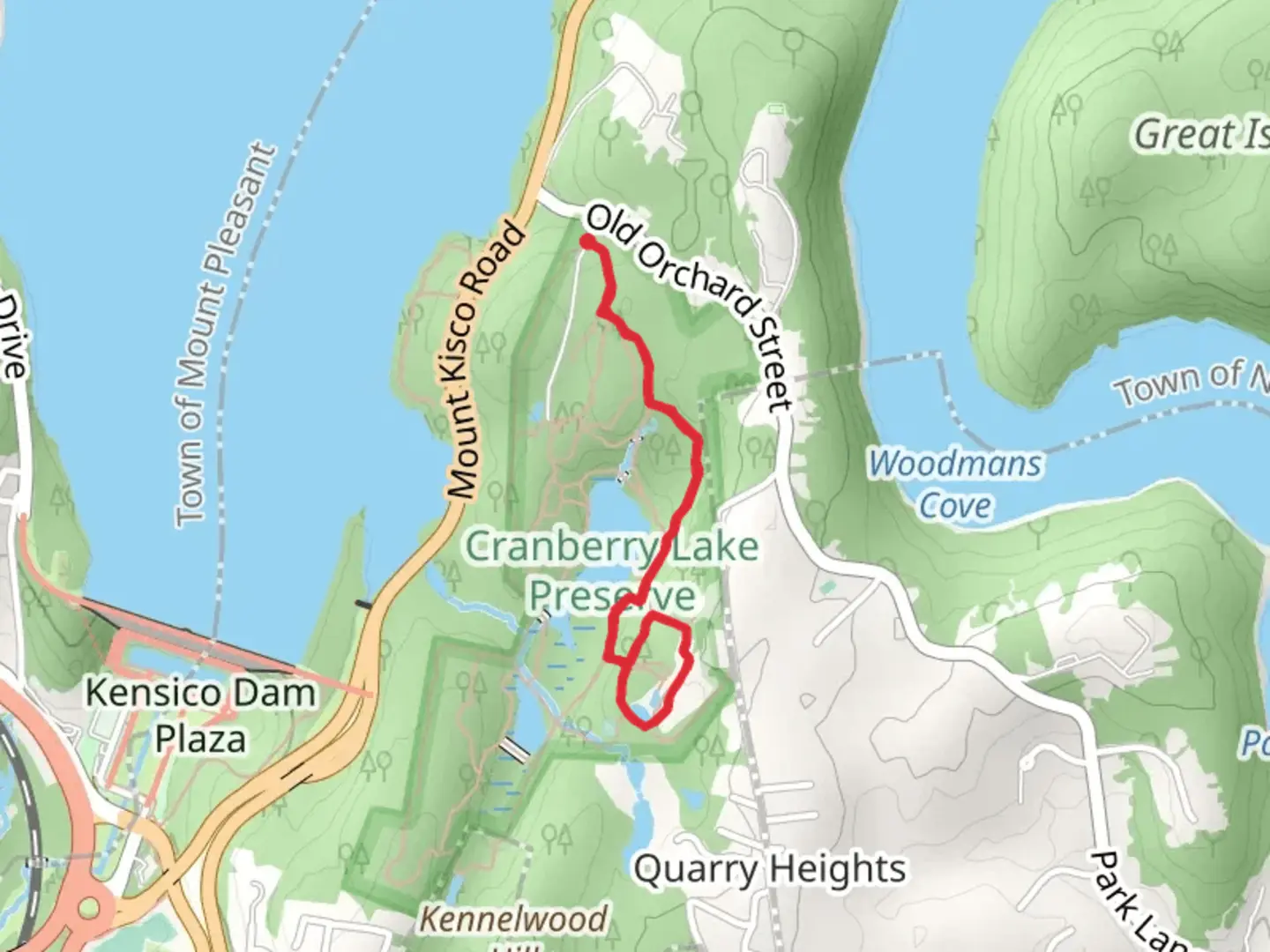 An image depicting the trail Cranberry Lake via Red Loop and its surrounding area.