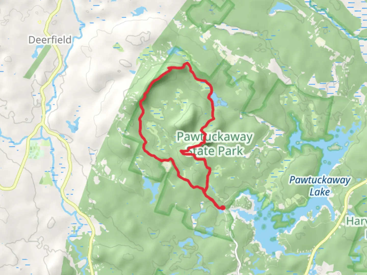 An image depicting the trail North Mount Pawtuckaway to South Mount Pawtuckaway to Rocky Ridge and its surrounding area.