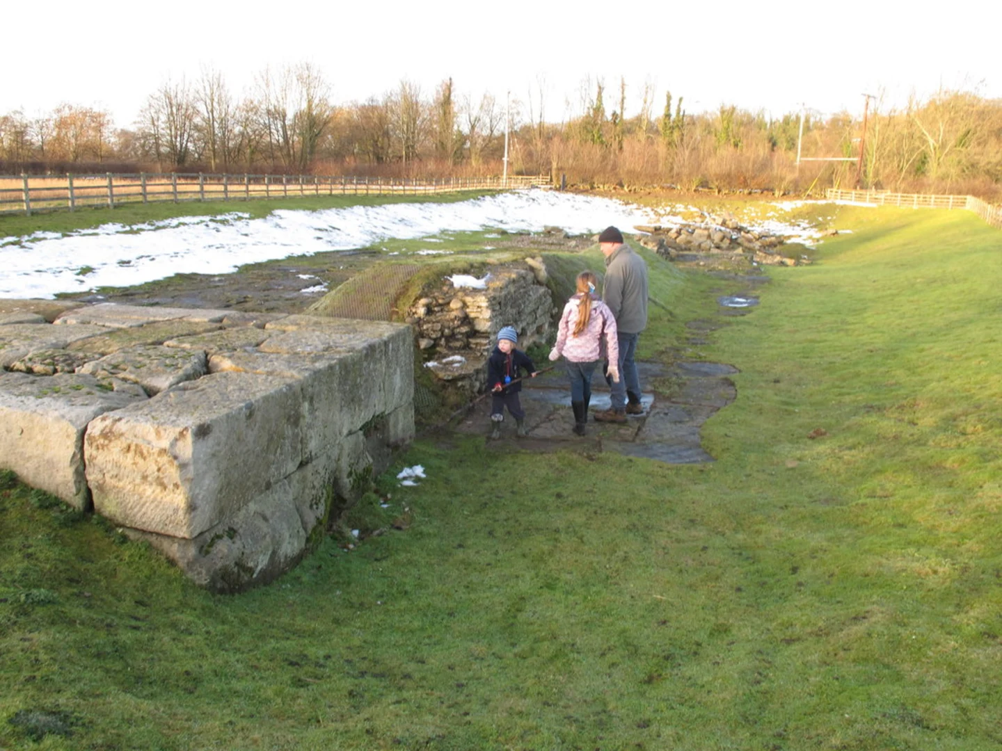 An image depicting the trail Piercebridge Walk and its surrounding area.