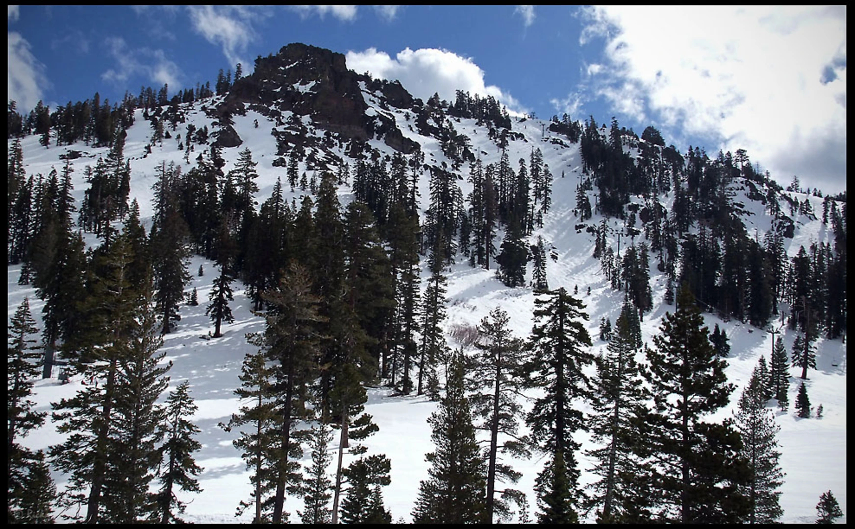 An image depicting the trail Scott Peak Road Walk and its surrounding area.