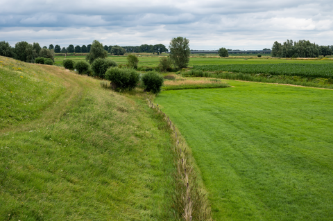 Tiel to Ochten via Willems Polder