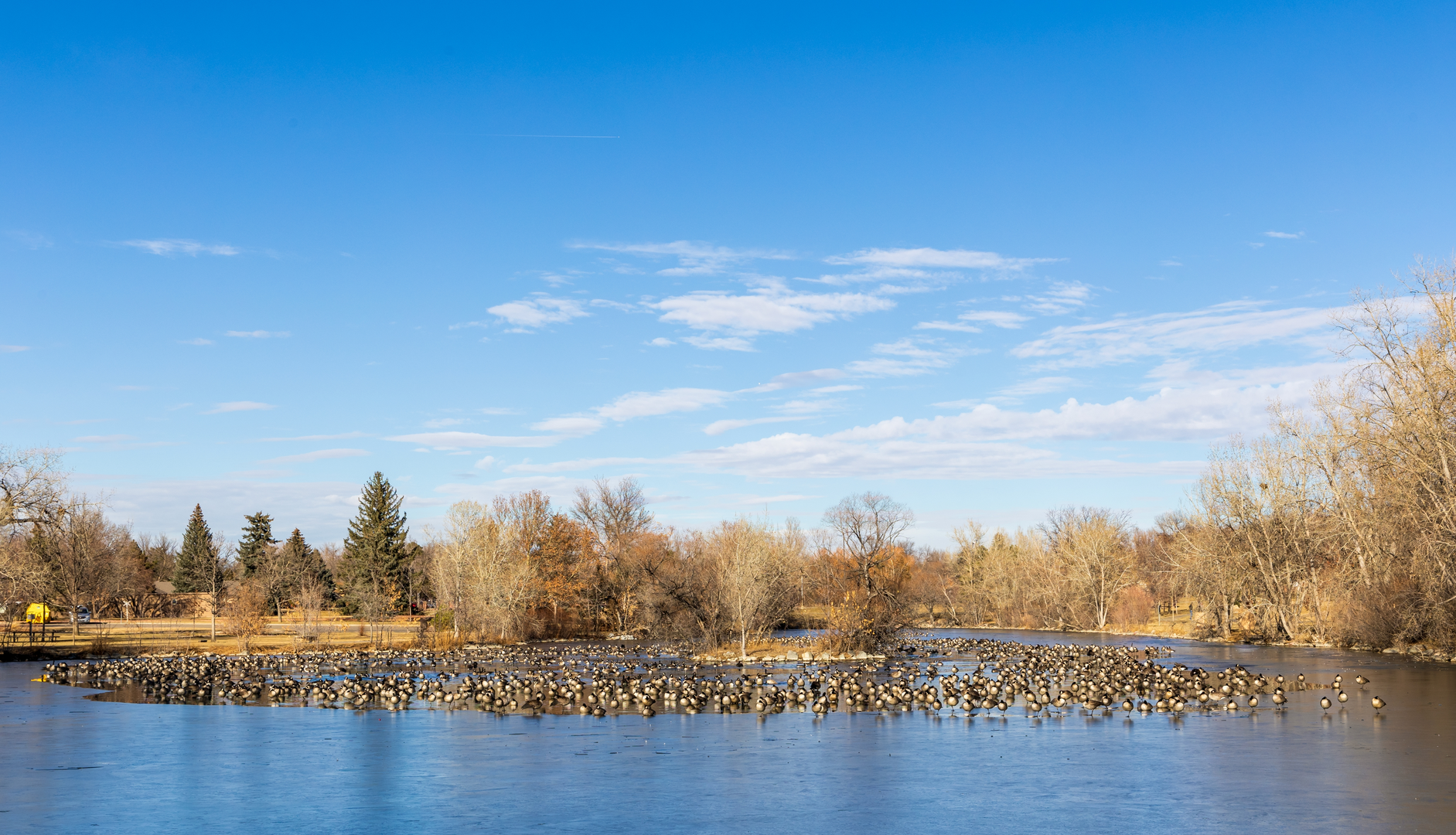 An image depicting the trail North Lake Park Loop and its surrounding area.