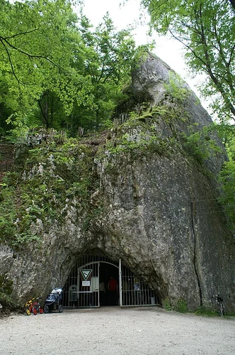 Houbirg and Hohler Fels via Rundweg Happurg and Gruenstrich