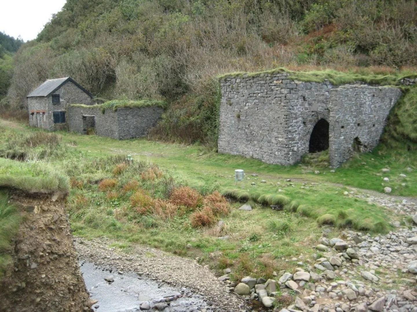 An image depicting the trail Bucks Mills to Titchberry Walk and its surrounding area.