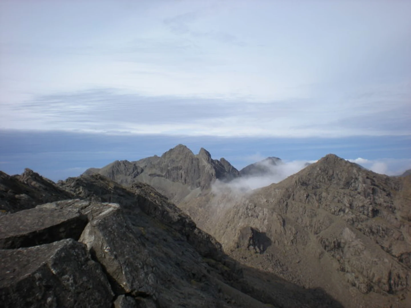 An image depicting the trail Sgùrr Dubh Mòr and its surrounding area.
