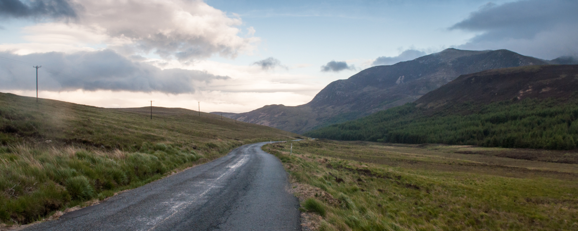 An image depicting the trail Cìr Mhòr via Suidhe Fhearghas and its surrounding area.
