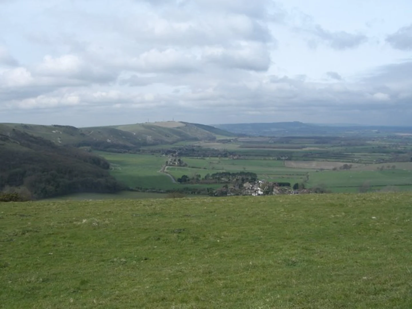 An image depicting the trail Edurton, Fulking and Poynings Loop and its surrounding area.