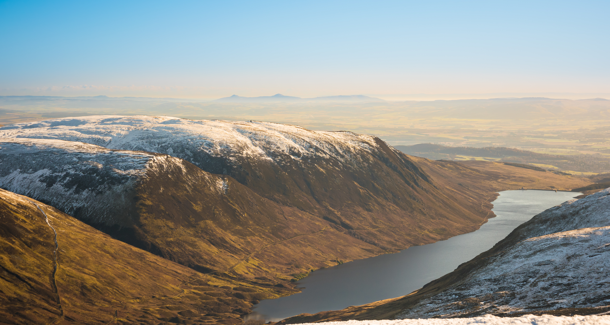 An image depicting the trail Ben Chonzie from Loch Turret and its surrounding area.