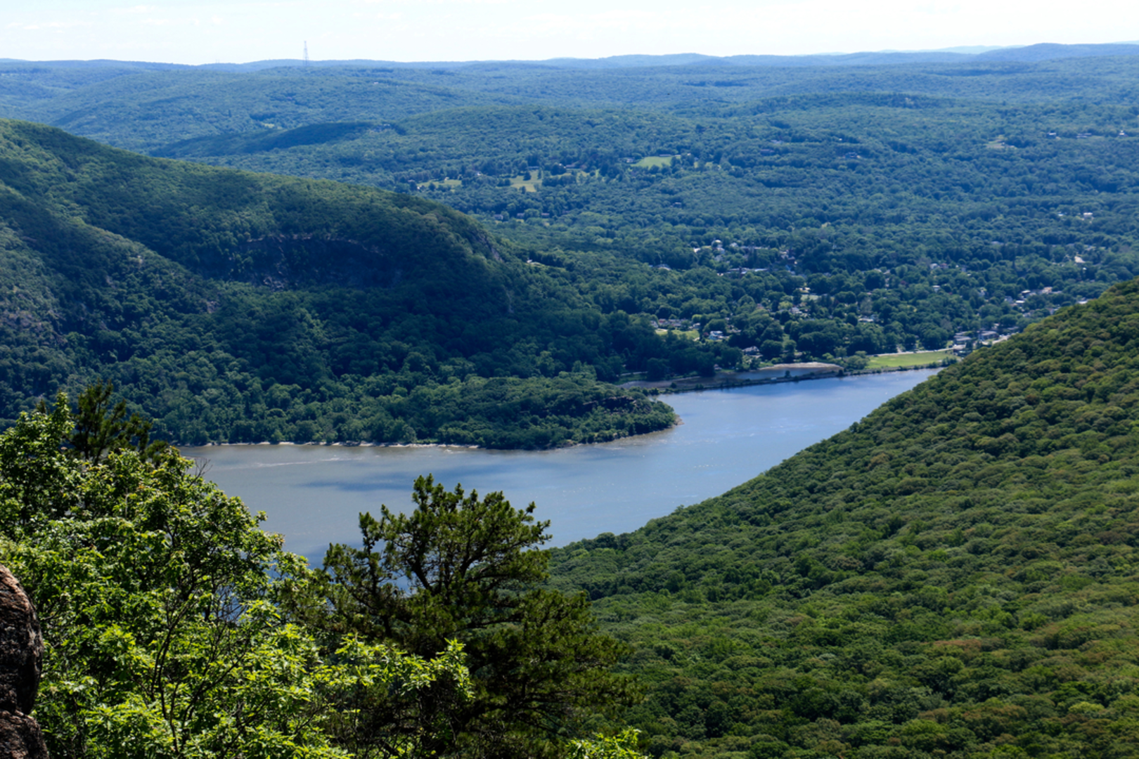 An image depicting the trail Bull Hill Trail via Notch Trail and its surrounding area.