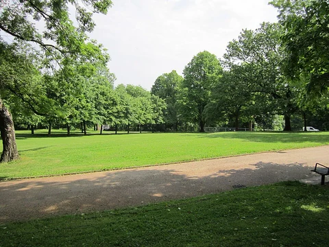 Queen's Park Loop