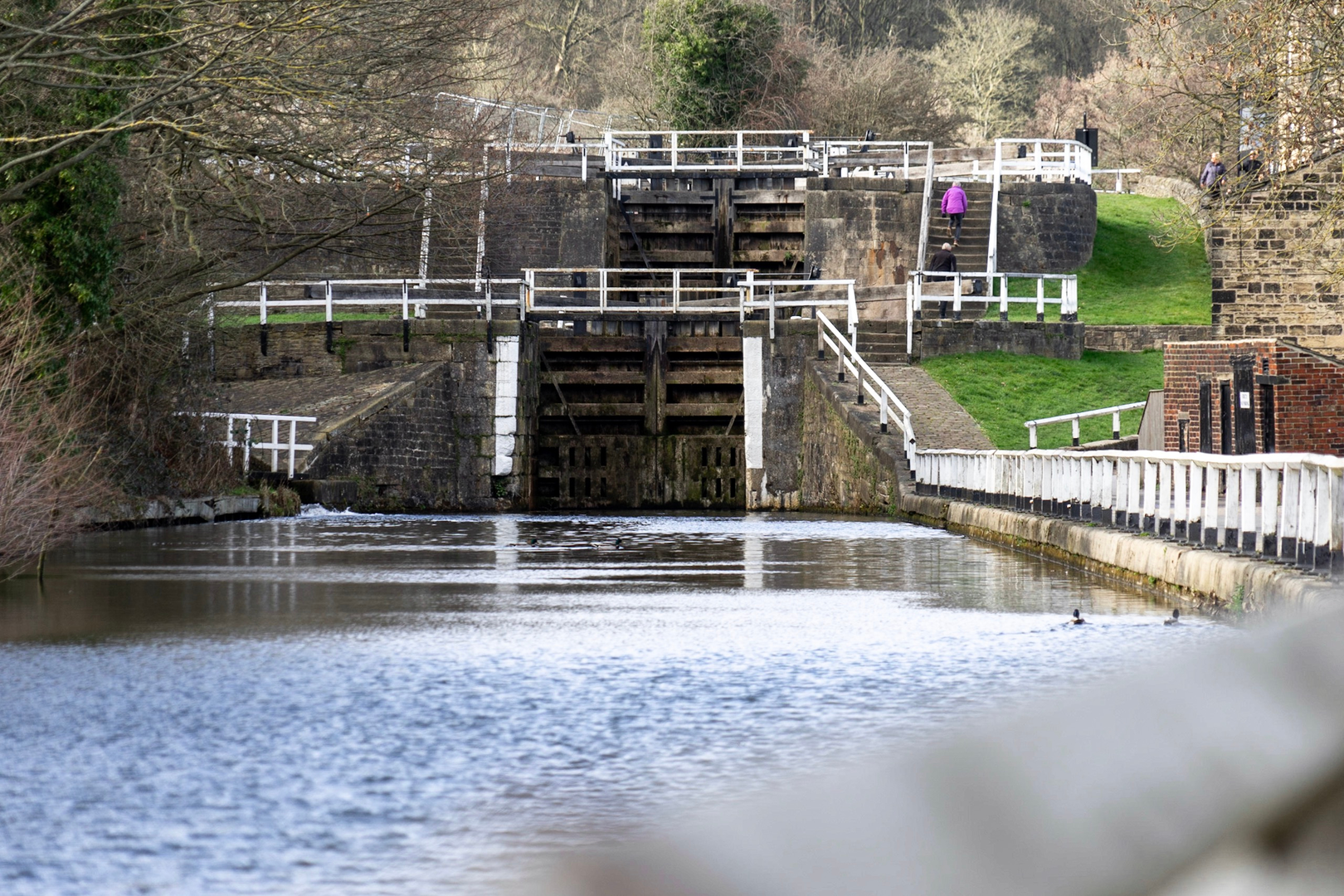 An image depicting the trail Aire Valley Towpath Route and its surrounding area.