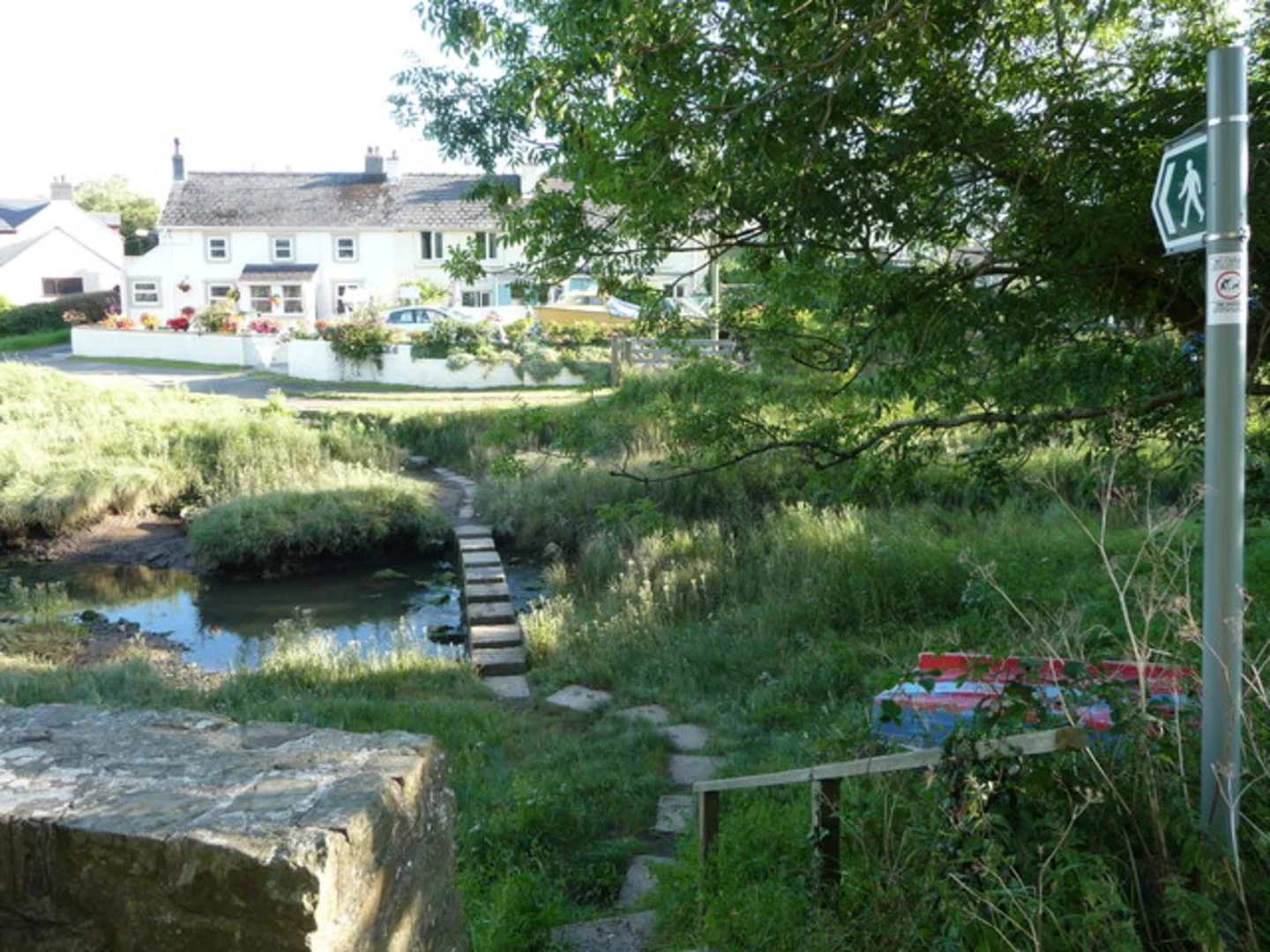 An image depicting the trail Llangwm - Llangwm Pill and its surrounding area.