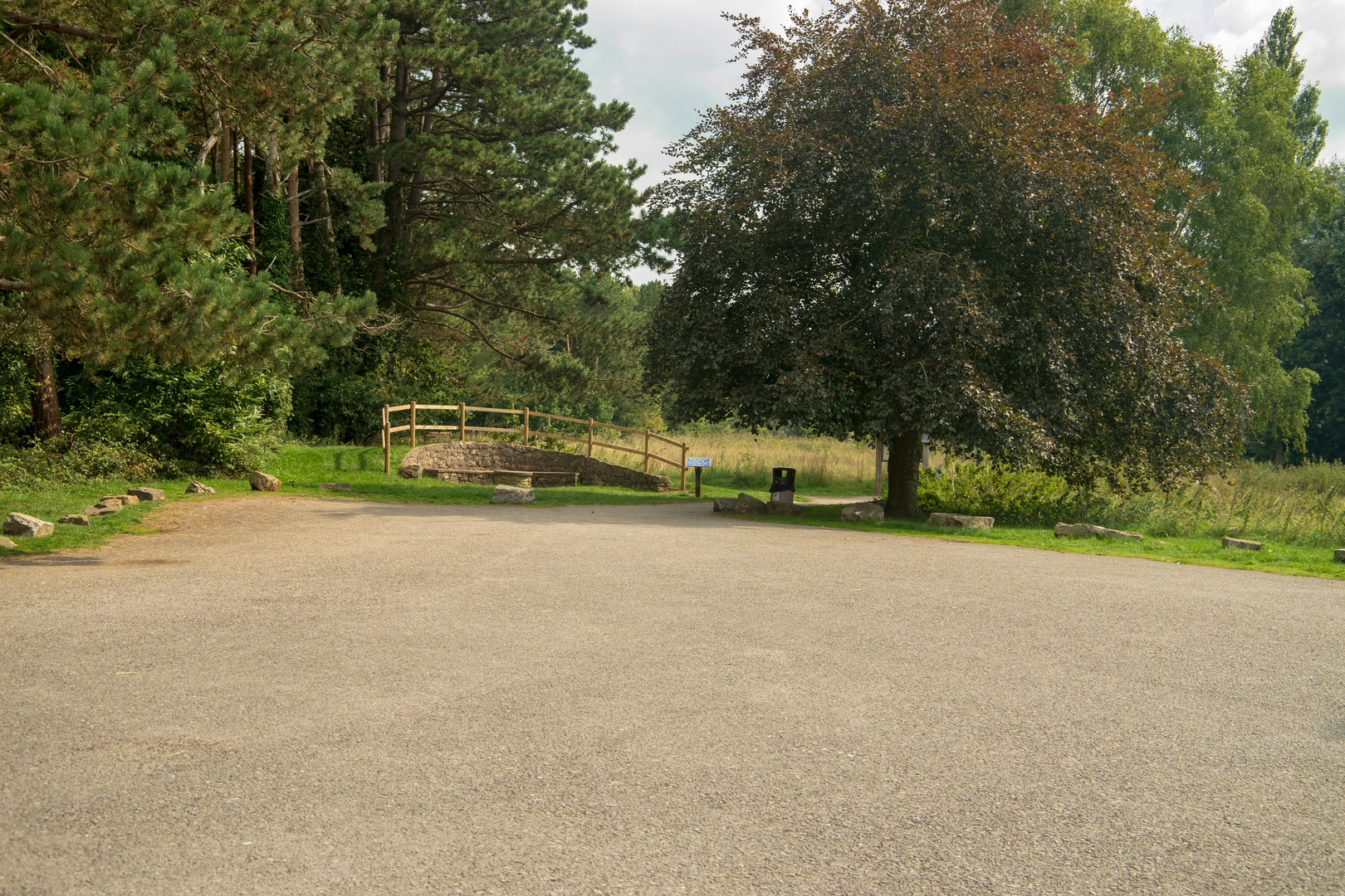 An image depicting the trail Samaritans Way South West and its surrounding area.