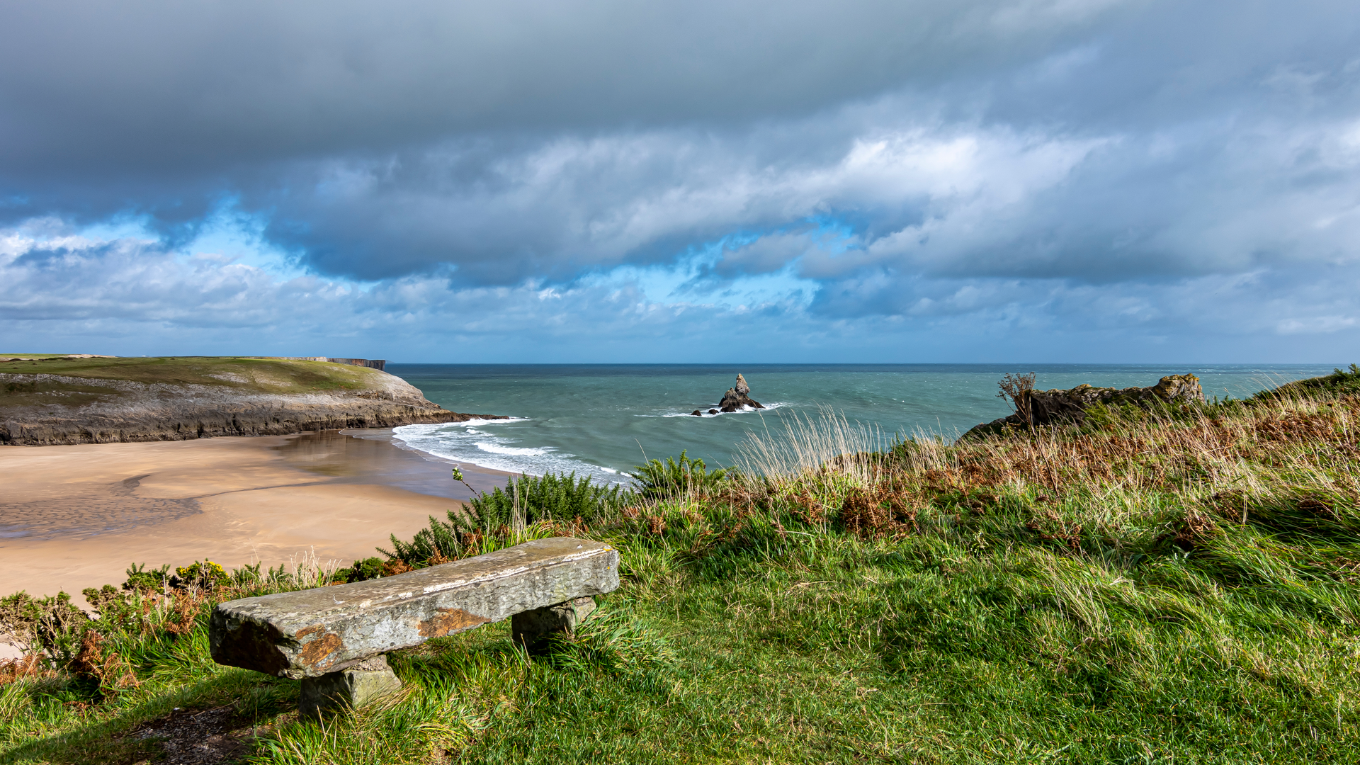 An image depicting the trail Broad Haven - Haroldston Wood and its surrounding area.