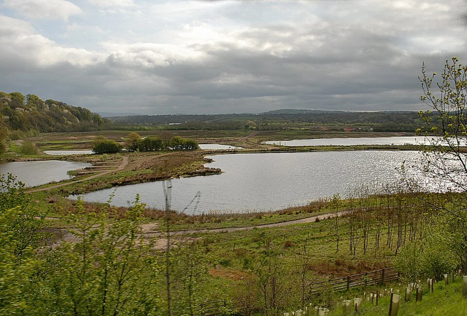 An image depicting the trail Fishwick Bottoms Nature Reserve to Ashton Park Walk - Preston and its surrounding area.