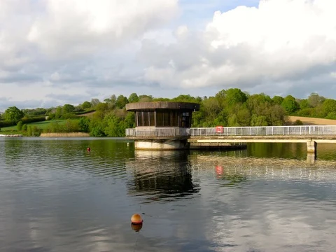 Arlington Reservoir and Ludlay Coppice