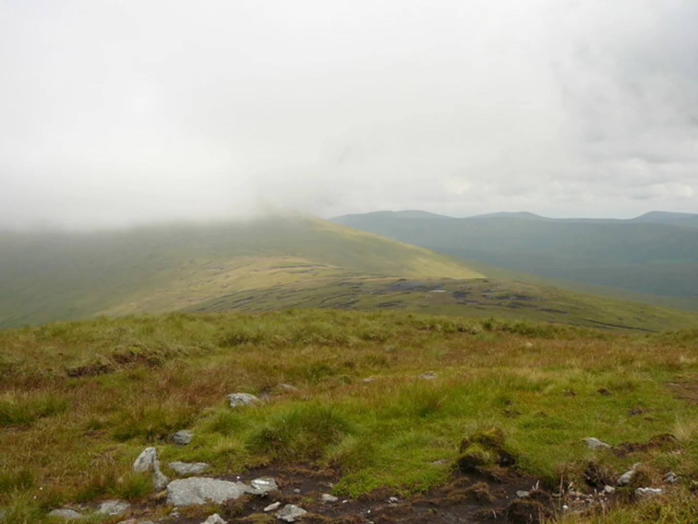 An image depicting the trail Dart North - West Mountain Walk and its surrounding area.