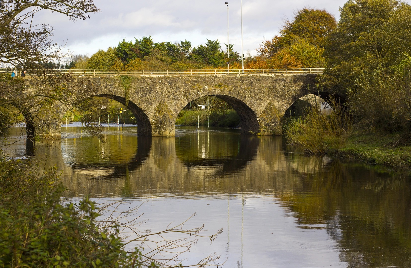 An image depicting the trail Lagan Towpath and its surrounding area.