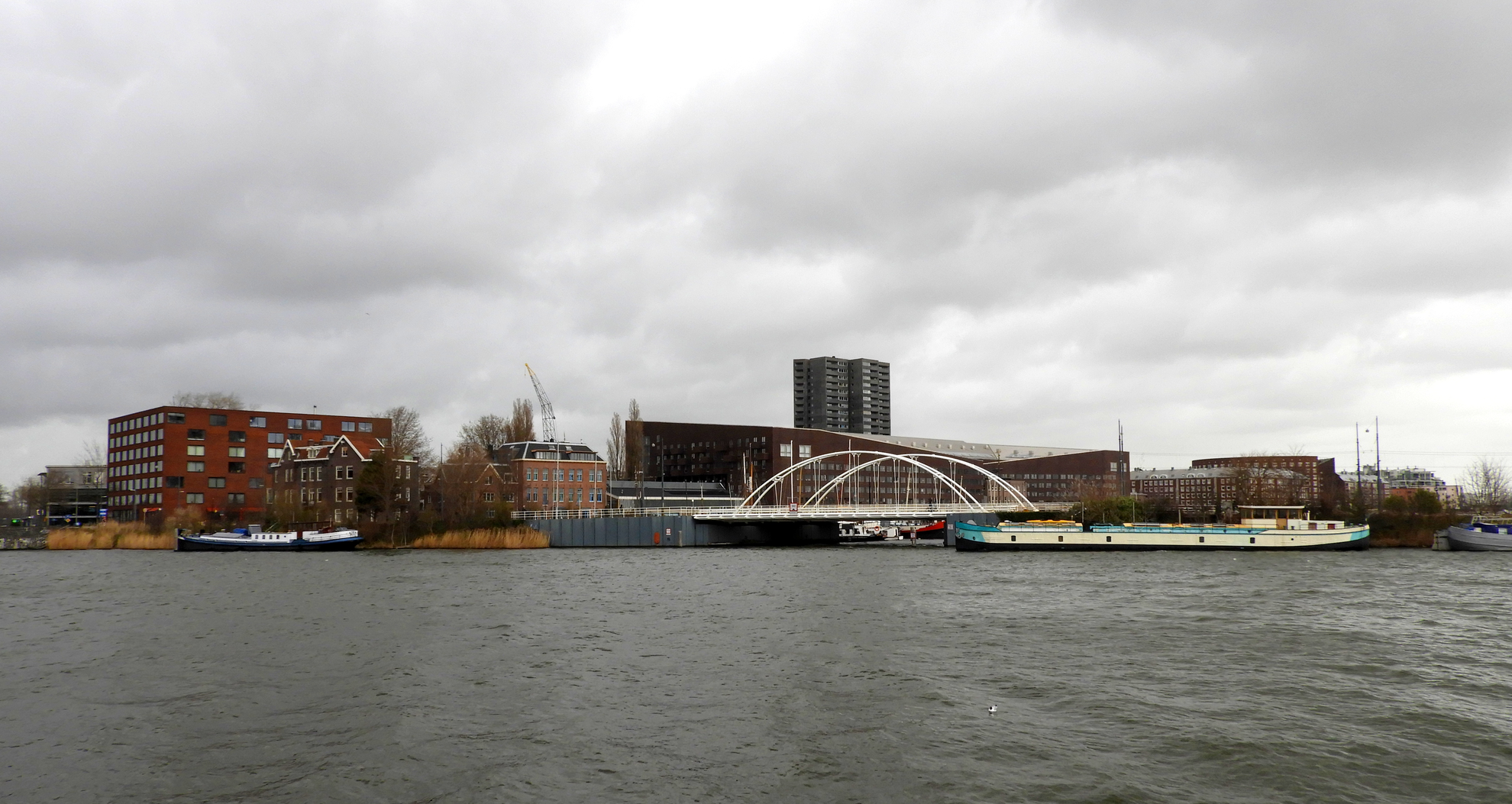 An image depicting the trail Verbindingsdam, Blauwehoofdbrug and Schellingwoude Loop and its surrounding area.