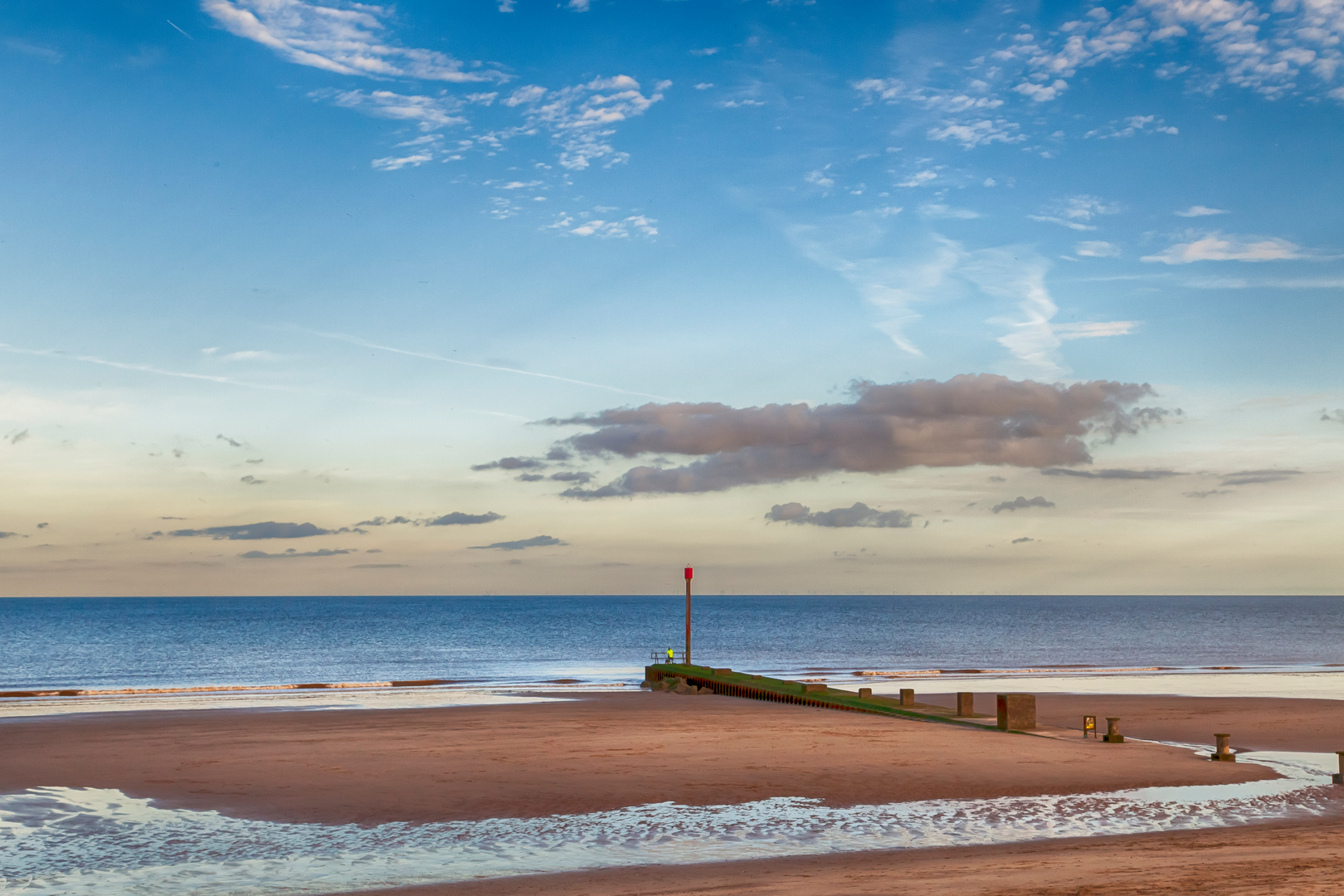 An image depicting the trail England Coast Path - Skegness to Mablethorpe and its surrounding area.