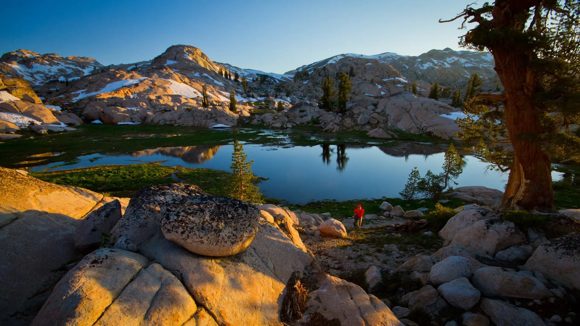 An image depicting the trail Crabtree, Lily Lake, Gem Lake, Rosasco Lake and Bell Meadow Loop Trail and its surrounding area.