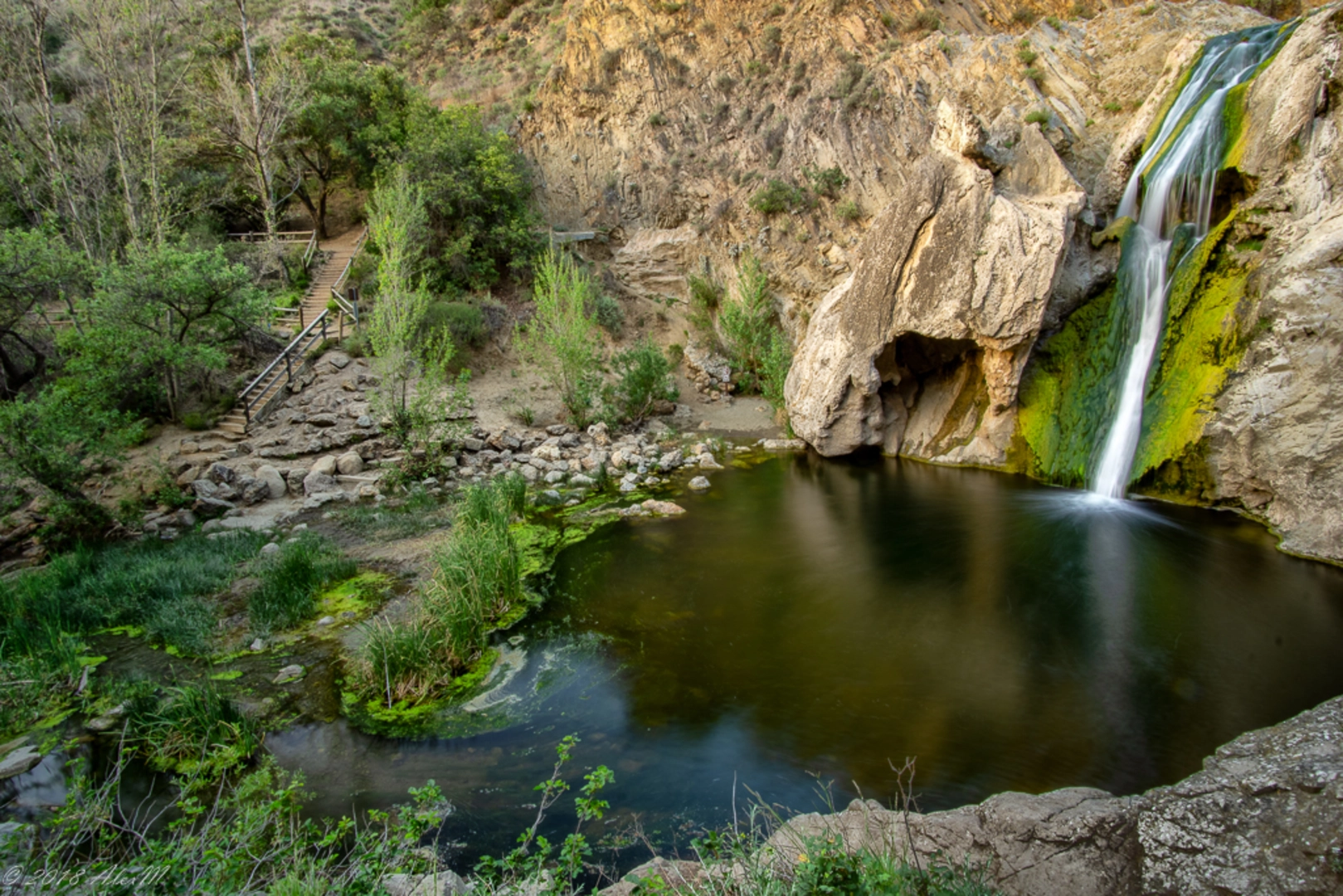 An image depicting the trail Mesa and Tepee Trail and its surrounding area.