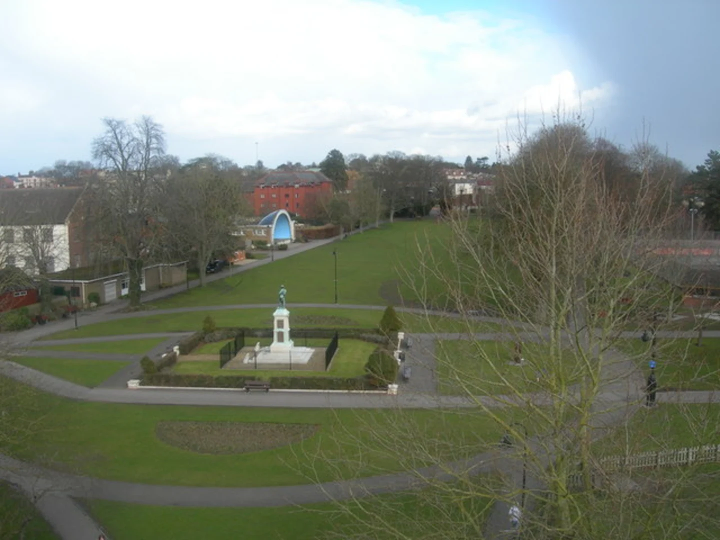 An image depicting the trail Trowbridge Park and River Walk and its surrounding area.