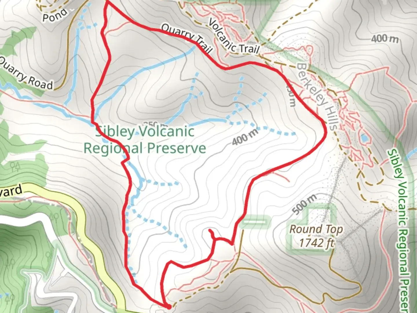 An image depicting the trail Skyline and Round Top Loop Trail and its surrounding area.
