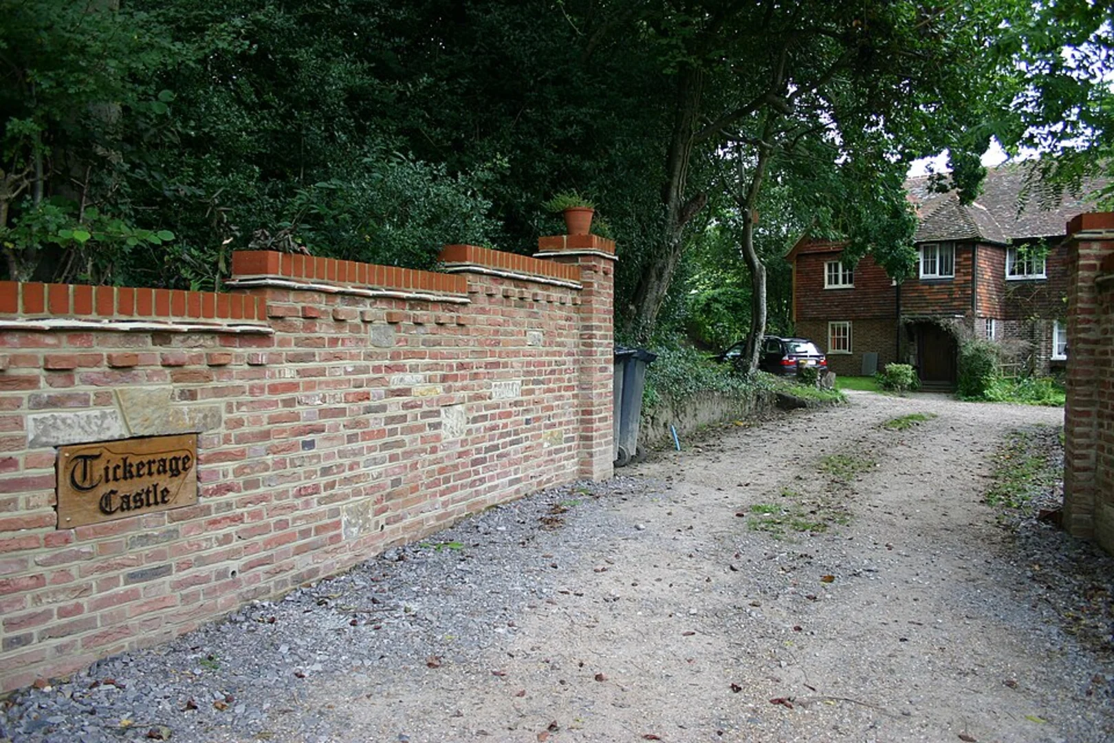 An image depicting the trail Heathfield, Little London and Hempstead Wood and its surrounding area.