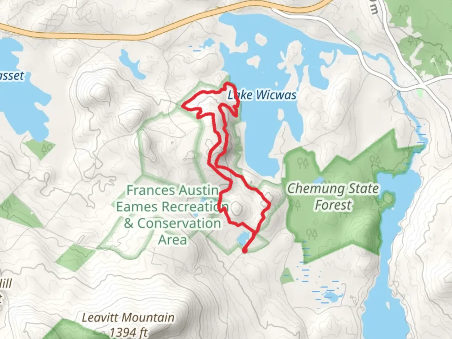 An image depicting the trail Lake Wicwas Loop from Old Stanton Road and its surrounding area.