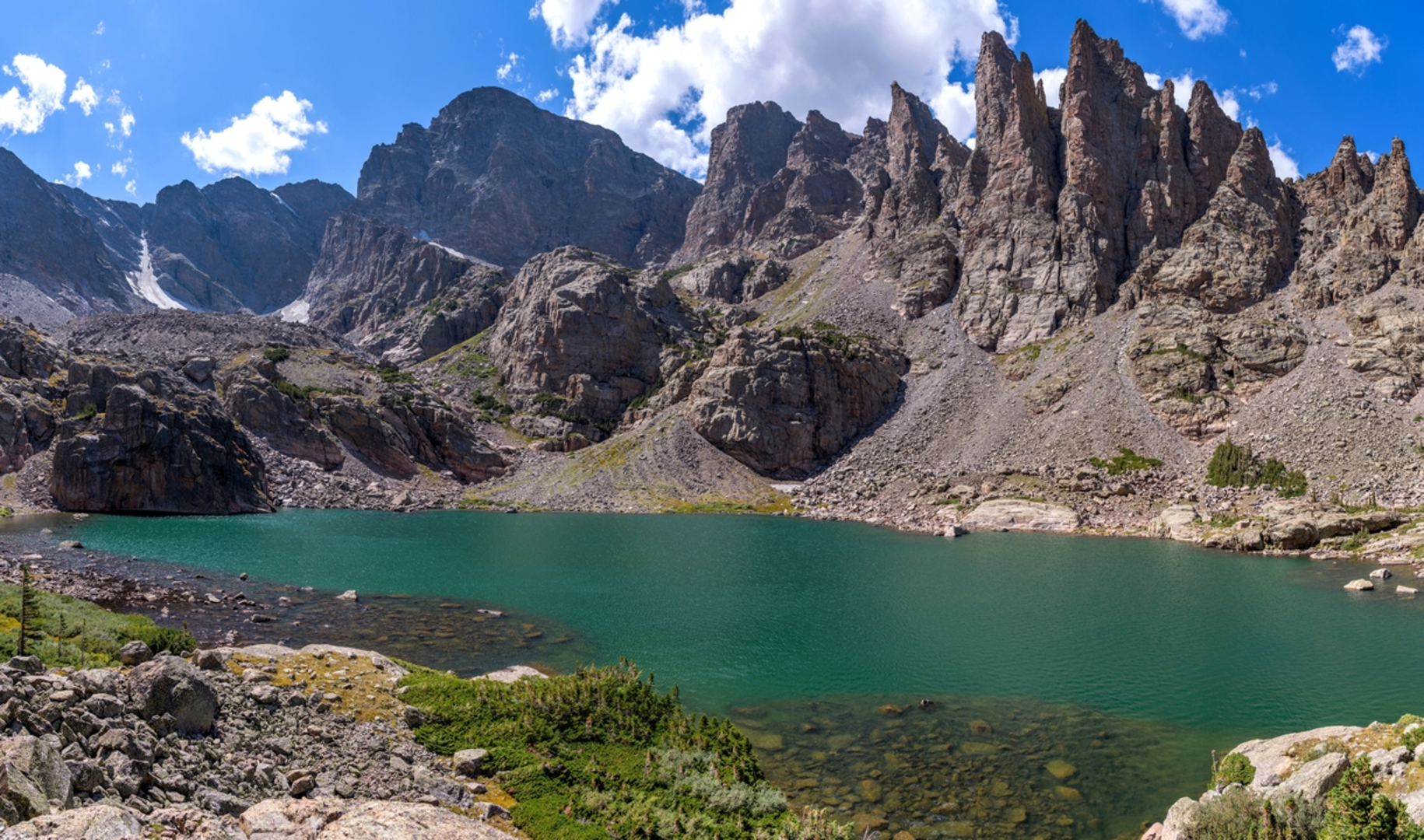 An image depicting the trail Taylor Divide Trail via American Discovery Trail and its surrounding area.