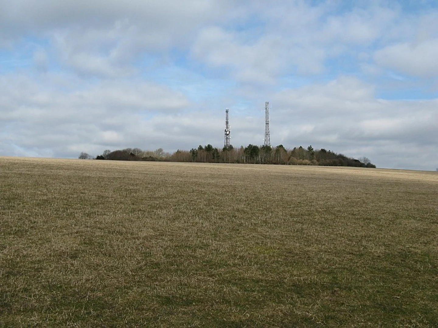 An image depicting the trail Littleton Farm to Amberley and its surrounding area.