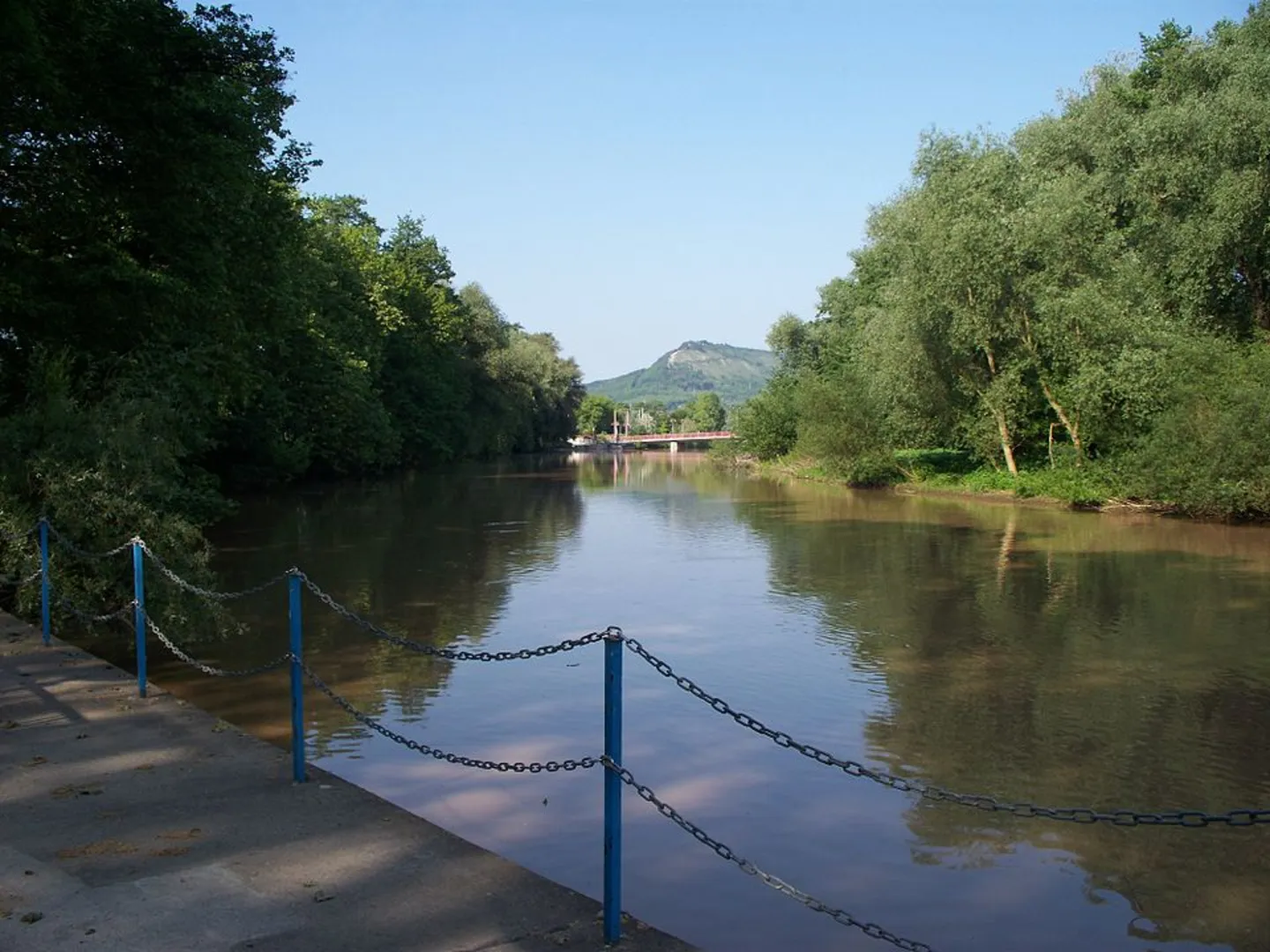 An image depicting the trail Volkspark Oberaue Loop and its surrounding area.