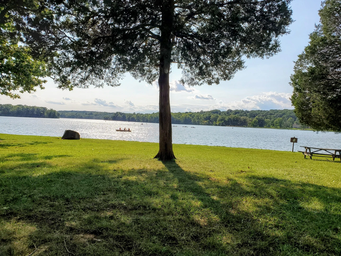 An image depicting the trail Pinchot Lake Loop and its surrounding area.