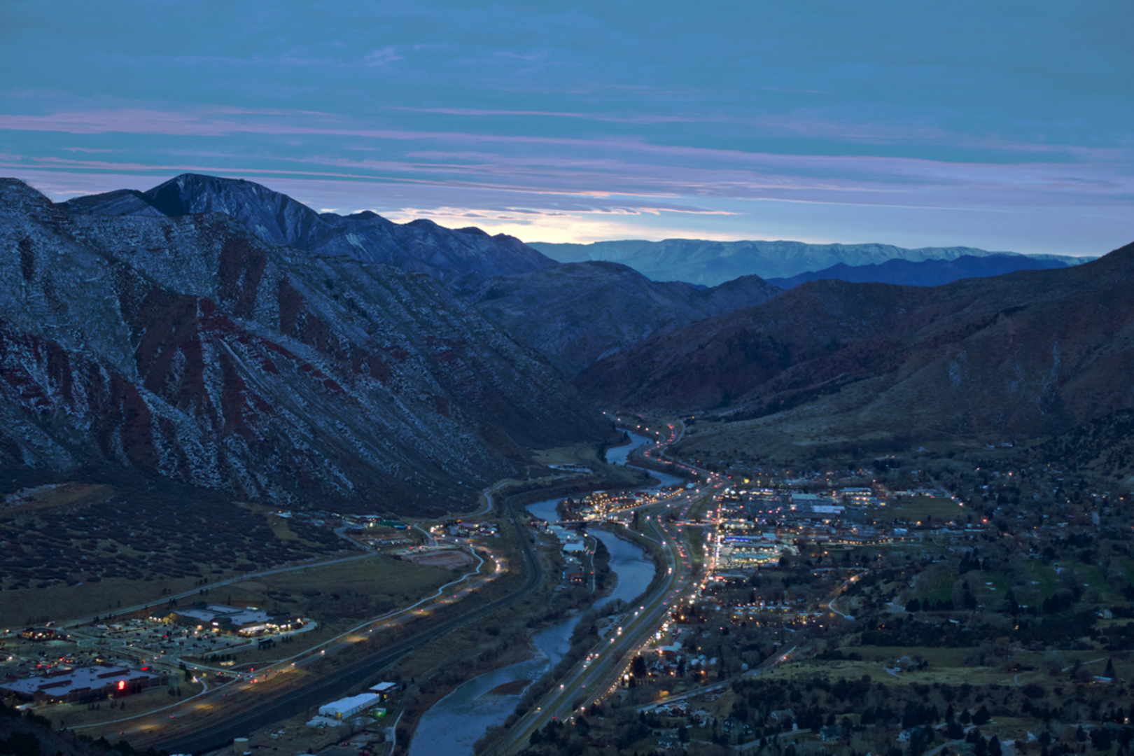 An image depicting the trail Windy Point Bypass Trail via Transfer Trail and its surrounding area.