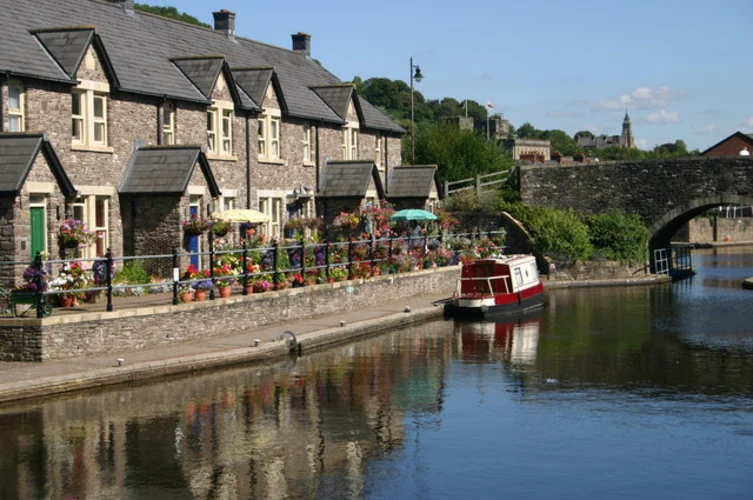 Groesfford and M and B Canal from Brecon