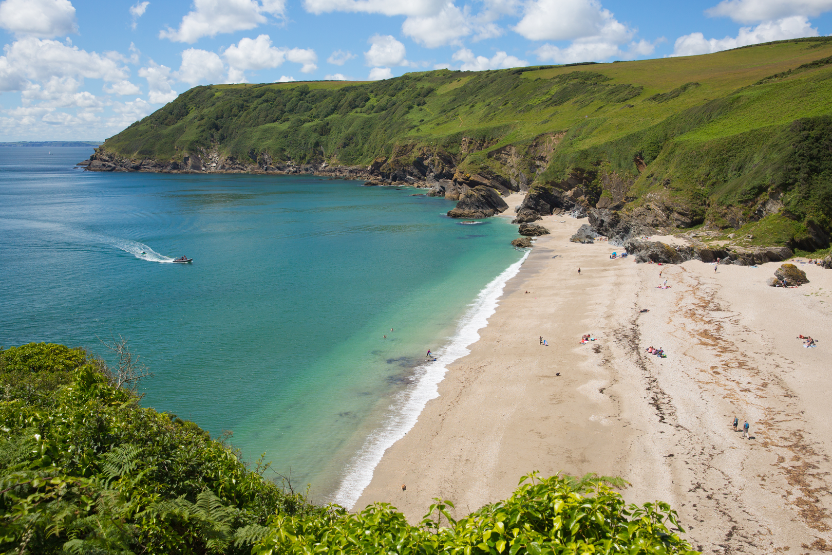 An image depicting the trail Par to Polperro Walk and its surrounding area.