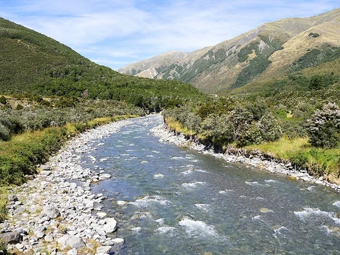 Tui Track