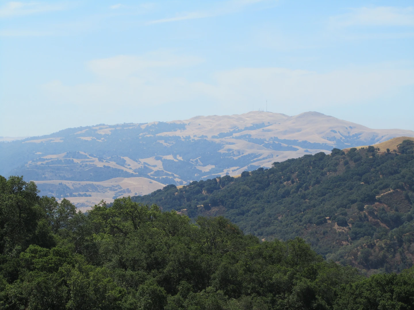 An image depicting the trail Ridgeline, Blue Oak Knoll and Thermalito Loop Trail and its surrounding area.
