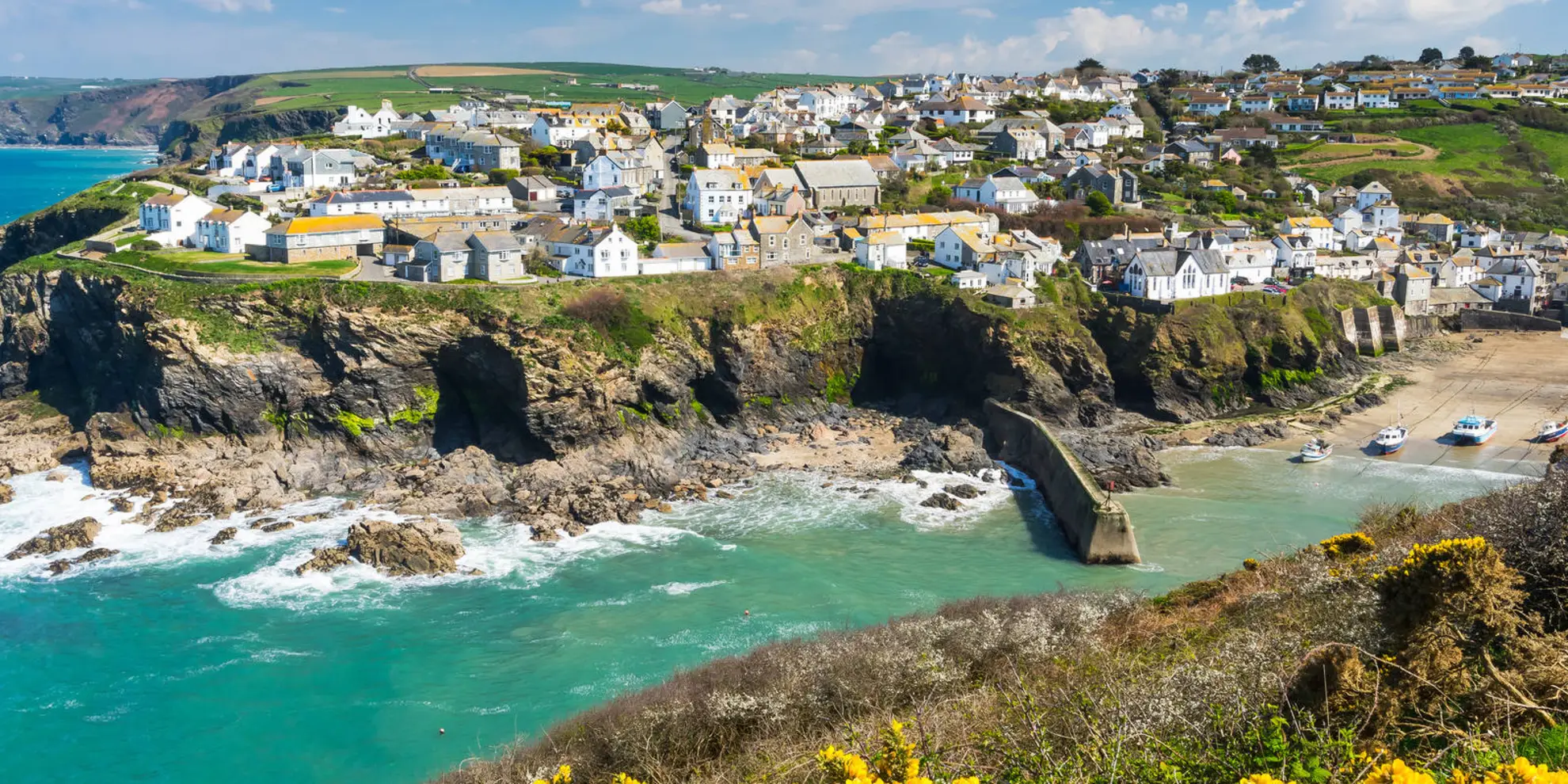 An image depicting the trail Port Isaac to Padstow Walk and its surrounding area.