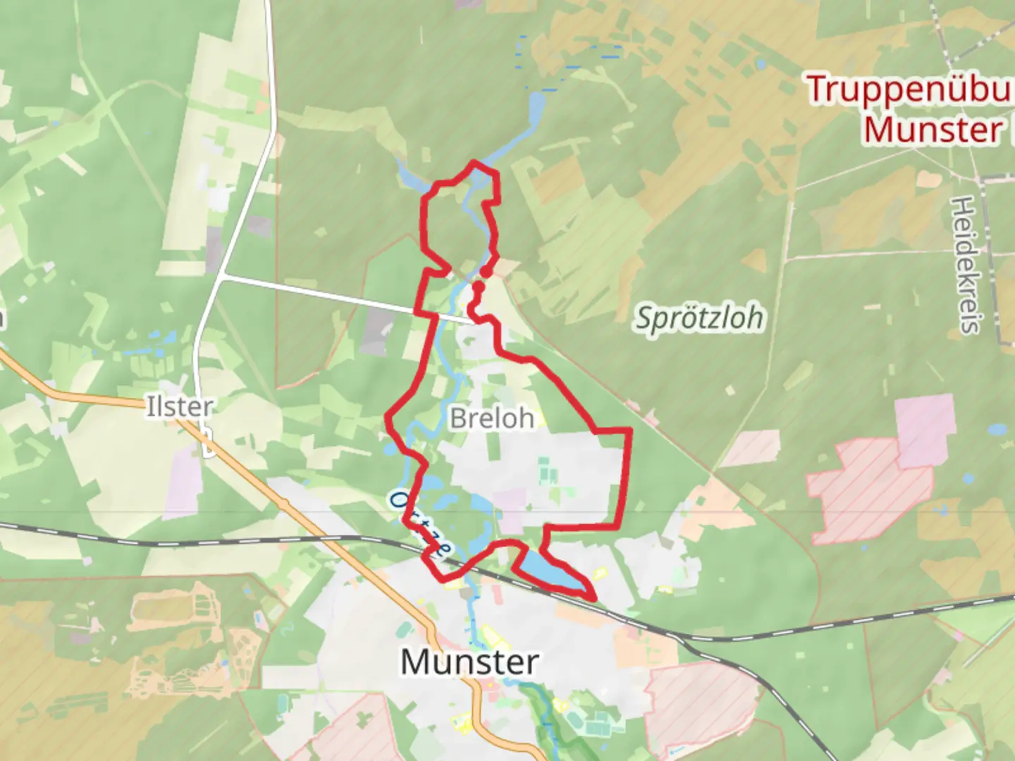 An image depicting the trail Flueggenhofsee and Munosee via Fischeweg and its surrounding area.