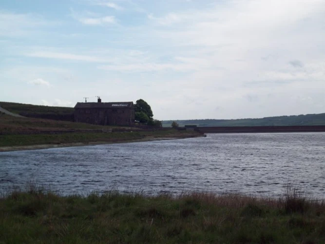 Hebden Bridge to Withens Clough Reservoir Loop via Stoodley Pike