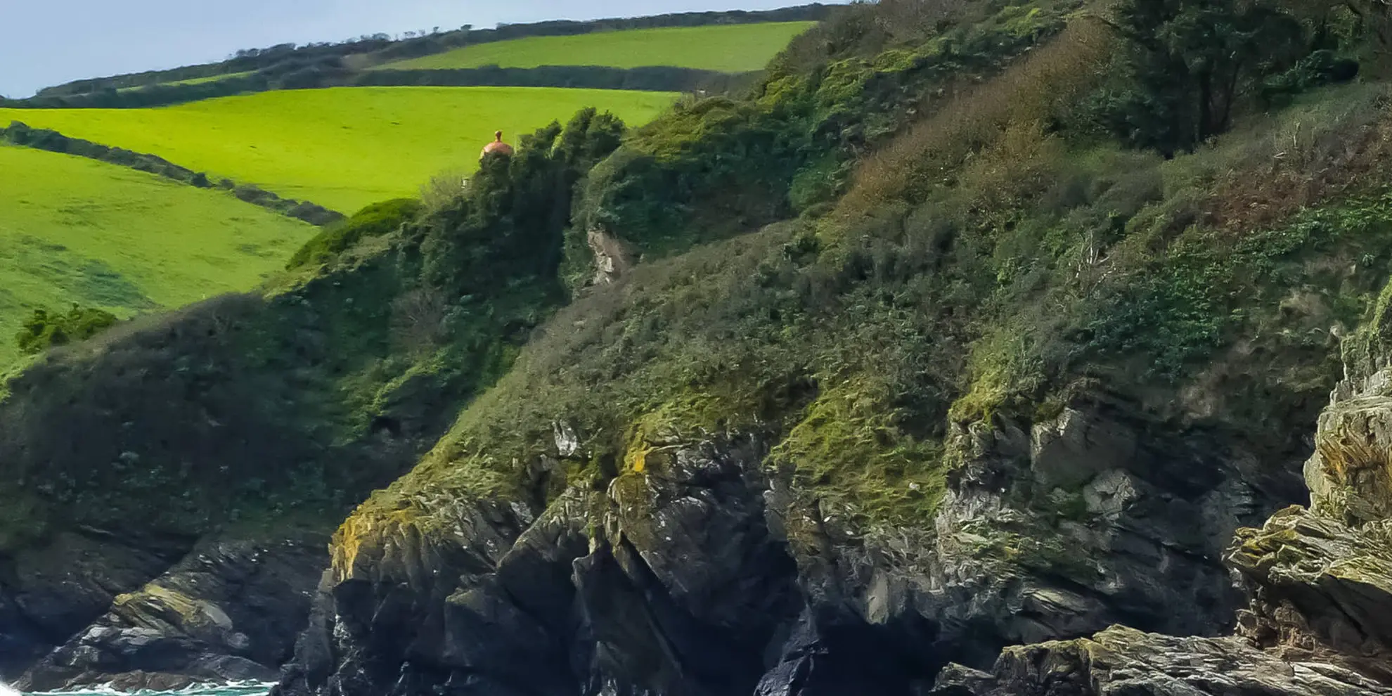 An image depicting the trail Polruan and Lanteglos Church and its surrounding area.